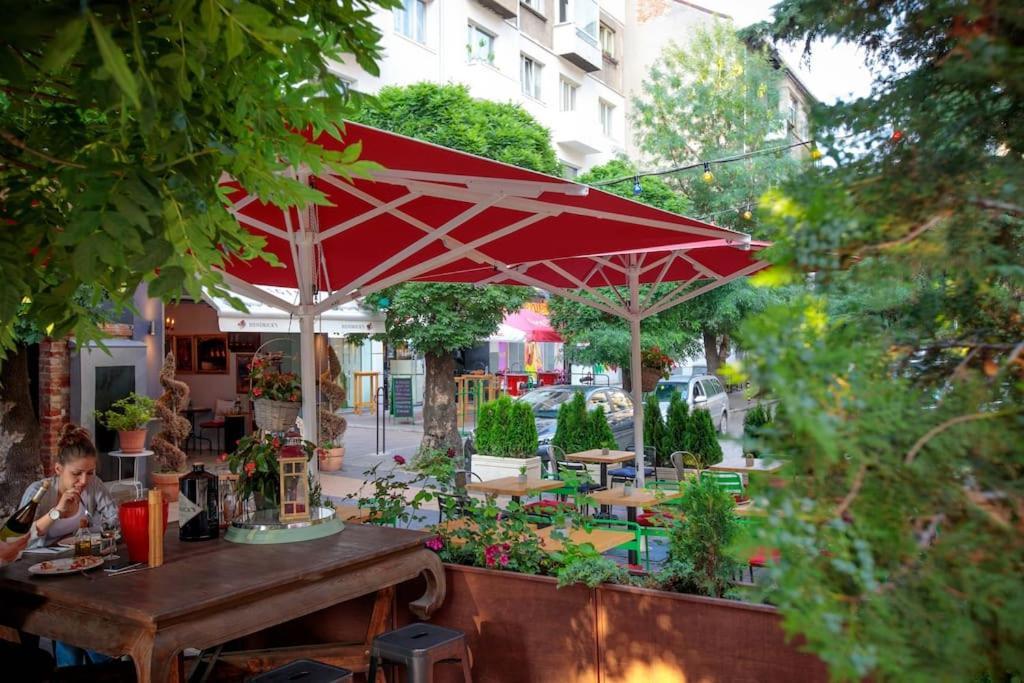 Alegra Apartment In Sofia Downtown Eksteriør bilde